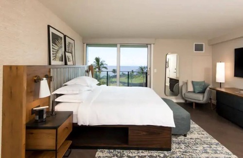 Waikoloa Resort | Ocean Tower Waikoloa Village by Hilton - 2 Bedroom Penthouse (sleeps 8)