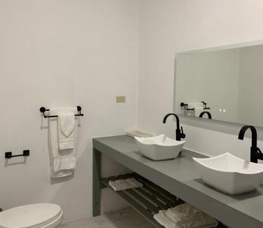 Snow Hill House | Ocean view 1 bedroom, 1 bathroom