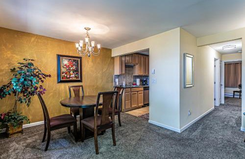 North End Apartment | Ocean View, 2 Baths, 2 Bedrooms, No Stairs, Best Area, WD, Jacuzzi Bath, Balcony, View, 925sf