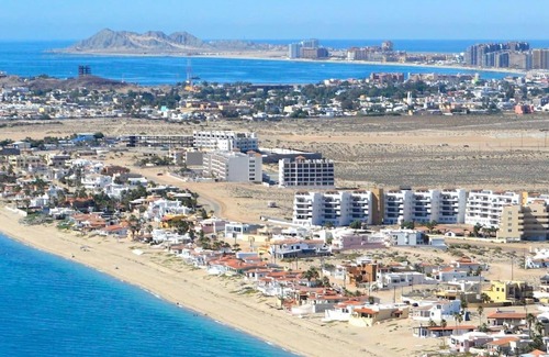 Las Conchas House | Ocean View Condo with Pools and Easy Beach Access