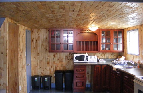 Digby Cottage | Ocean view cottage in town of Digby