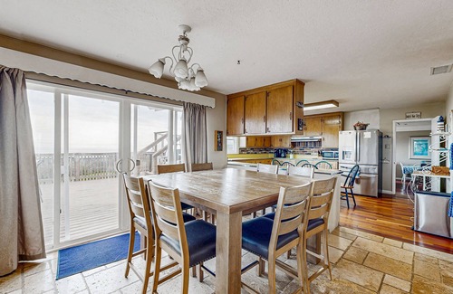 Bodega Bay House | Ocean View Home w/Private Hot Tub, Wood Stove, Large Deck & Yard - 2 Dogs OK