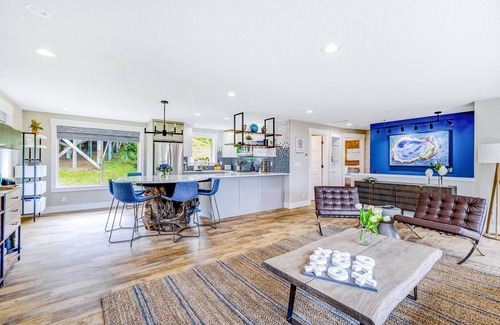 Oceanside House | Ocean View Home w/Private Hot Tub, Great Deck, Fireplace - Walk to the Beach
