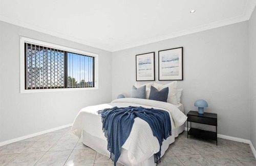 Cringila House | Ocean-View Retreat for Family Getaways Wollongong