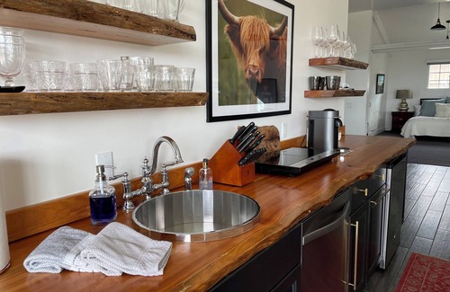 Carmel House | Ocean view suite in a restored barn - walkable to Pt. Lobos and Monastery Beach!