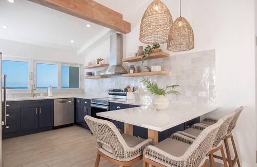 Estate Lovenlund Condo | Ocean View Suite - Luxury Living w/3 beds!