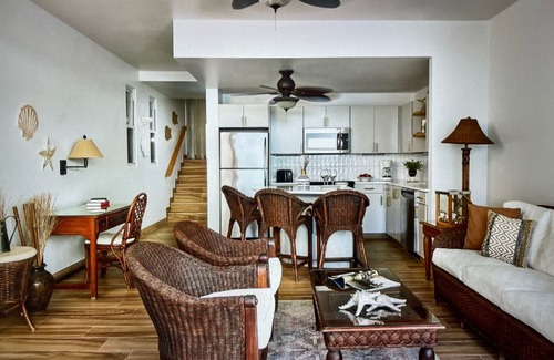 The Bight Condo | Ocean view luxury on 2 levels. Coral Gardens at snorkel reef on Grace Bay Beach