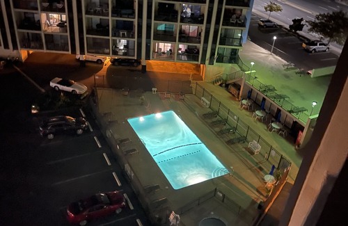 North Ocean City Condo | Ocean View Top Floor, Pool Elevator, steps to the beach Full kitchen, sleeps 4.