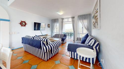 Port Edward House | Ocean View Villa at Caribbean Estate by Top Destinations Rentals