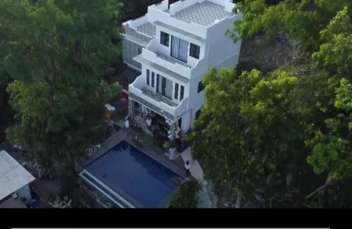 Lila Villa | Ocean View Villa in Bohol