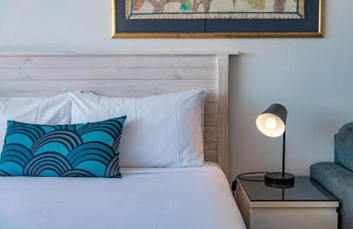 Airlie Beach Apartment | OCEAN VIEWS 10A