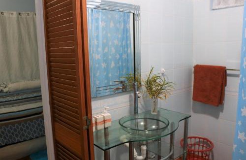 Castries House | Ocean Views and Hospitable Hosts