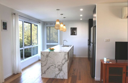 Sisters Beach House | Ocean views! Walk across road to beach! Relaxing beach house flooded with light!