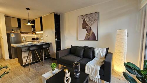 Downtown Santiago Apartment | Oceana Suites Eco España