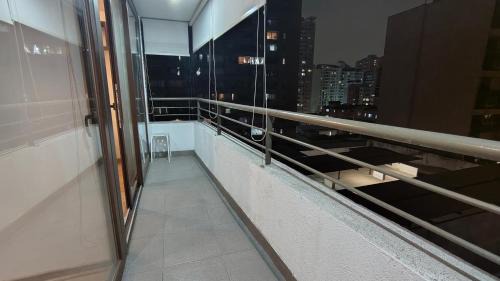 Downtown Santiago Apartment | Oceana Suites Morandé