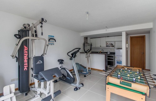 Aidy Grill Apartment | Oceana Suites The Point