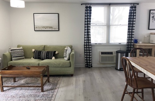 Bethany Beach Apartment | Oceanblock & Downtown Bethany - 1 bed/1.5 bathroom with Outdoor Space and Grill