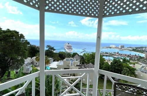 Ocho Rios Apartment | OceanBreeze Jamaica Penthouse, 7-Minute Walk to Beach