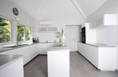 Plum Bay Villa | Oceane - Modern West Indian Villa