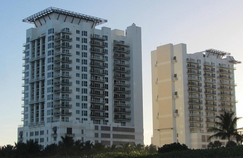 Singer Island Resort | Oceanfront - 2 Bedroom - Marriott's Oceana Palms - Full Resort Access