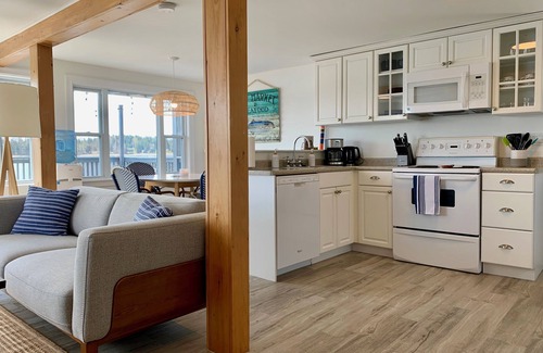 Mahone Bay House | Oceanfront Air Conditioned Boat House - One of a Kind! With Water Access.