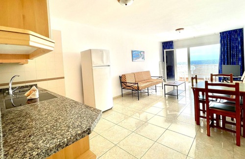 Tamaduste Apartment | Oceanfront apartment a few mtrs from the Beach