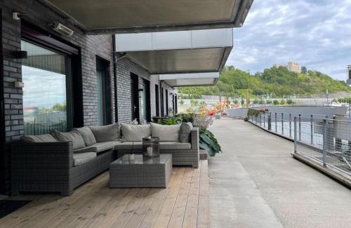 Gamle Oslo Apartment | Oceanfront Apartment - Oslo Central - Private Patio