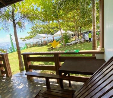 Lazi House | Oceanfront Beach Resort