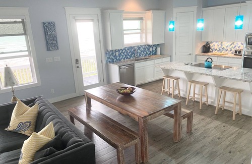 Terramar Beach House | Oceanfront/Beachfront Vacation Beach Home 3BR, 3.5 Bath