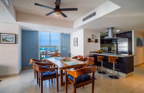 South Hotel Zone Condo | OCEANFRONT CONDO IN TROPICAL PARADISE AWAITS YOU AT THE GRAND VENETIAN!