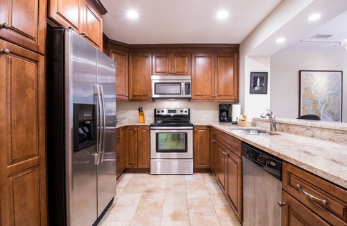 Isle of Palms Condo | Oceanfront Condo - Wild Dunes - Charleston, SC - n10% discount - Oct, Nov, Dec.