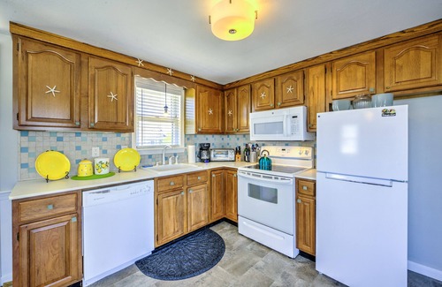 Sagamore Beach Cottage | Oceanfront Cottage on Sagamore Beach