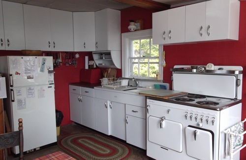 Milbridge Cottage | Oceanfront Cottage in Downeast Maine with solar power: Two Jetties Cottage