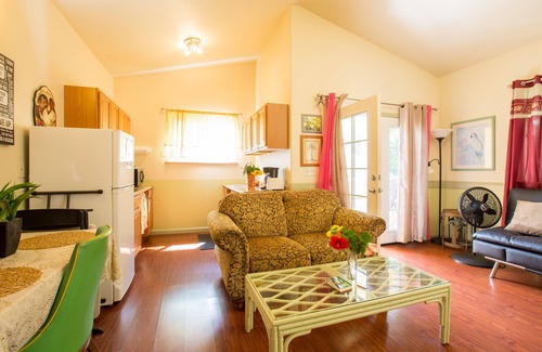 Kehena Beach Estates Cottage | Oceanfront cottage w/AC @ Kehena Beach, Hawaii