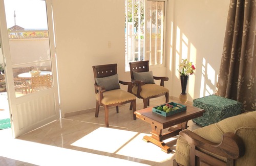 San Francisco House | Oceanfront Genny Bay Villa Sueca