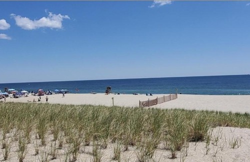 Osbornsville House | Oceanfront Home + Private Beach + Pool