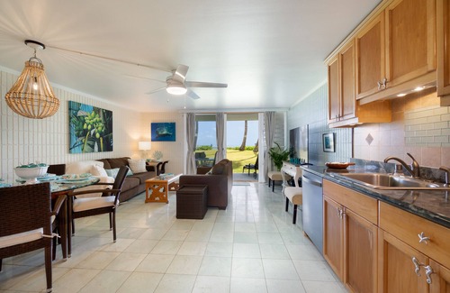 Punaluu Condo | Oceanfront in Punaluu, sleep to the sound of waves!