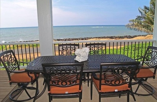 Kekaha House | Oceanfront 'Laguna Beach House' A/C .Amazing Sunsets.Beach - TVNCU #1074