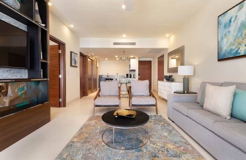 San Jose del Cabo House | Oceanfront Luxury: Stunning 2-Bedroom Beach Escape