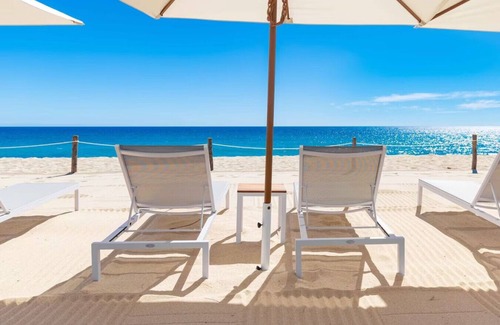 San Jose del Cabo House | Oceanfront Luxury: Stunning 2-Bedroom Beach Escape