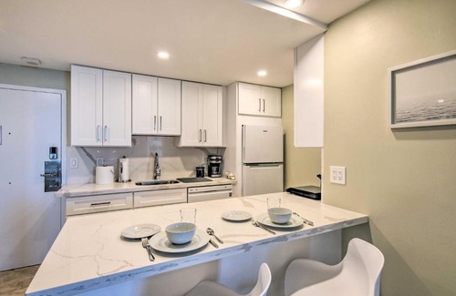 Galt Mile Apartment | Oceanfront Luxury Renovated Resort Getaway!