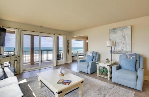 Lincoln Beach Apartment | Oceanfront Oregon Retreat - Pool, Sauna and Patio!