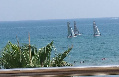 Oliva Apartment | OCEANFRONT PANORAMIC VIEWS