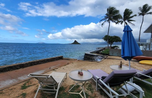 Kaneohe House | Oceanfront Unit In Kualoa