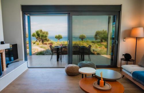 Pylos-Nestoras Villa | Oceanfront Villa Elaia Private Pool & Panoramic Views