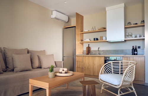 Drosia Villa | Oceanis Luxury Suites - 1 Bedroom Luxury Suite 2, 3 guests