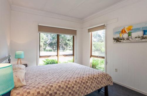 Anglesea House | Oceans 12