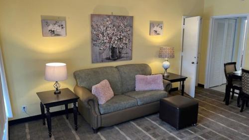 Deerfield Beach Resort | OCEANS 735 of DEERFIELD BEACH