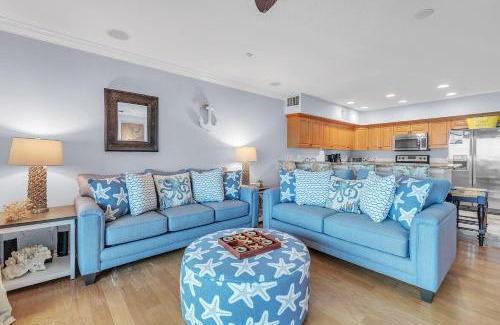 Independence Square House | Oceanside 302