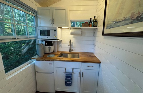 Bernard Apartment | Oceanside Acadia Artist's Studio with high end finishes and local character